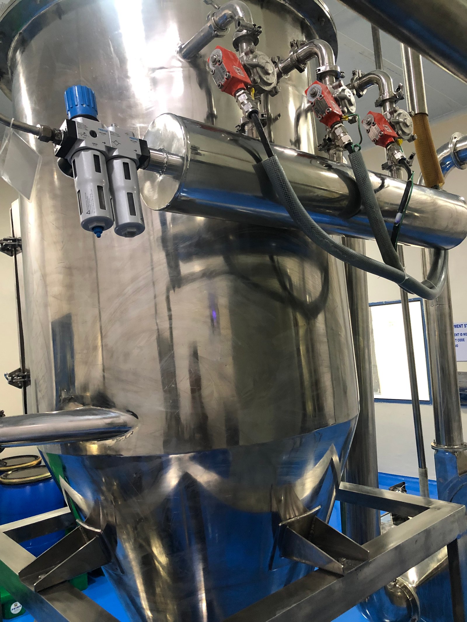 Ribbon Blender